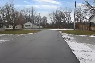 1420 Pearl St, Washington Court House, OH 43160 - Photo 2