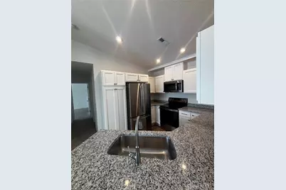 2736 Amberwood #305, Beavercreek, OH 45431 - Photo 6