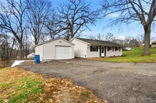 1105 Ames Ave, Dayton, OH 45432 - Photo 2