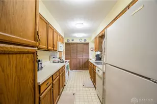 1182 Park Forest Dr, Vandalia, OH 45377 - Photo 12