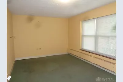 220 W Siebenthaler Avenue, Dayton, OH 45405 - Photo 28
