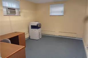 220 W Siebenthaler Ave, Dayton, OH 45405 - Photo 30