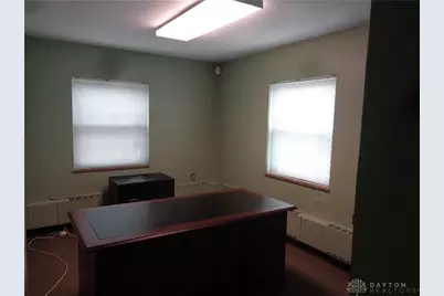 220 W Siebenthaler Avenue, Dayton, OH 45405 - Photo 34