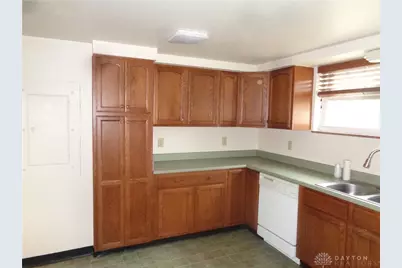 220 W Siebenthaler Avenue, Dayton, OH 45405 - Photo 26