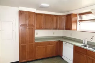 220 W Siebenthaler Ave, Dayton, OH 45405 - Photo 26