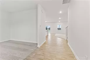 2027 Ivy Rd, Clayton, OH 45315 - Photo 4