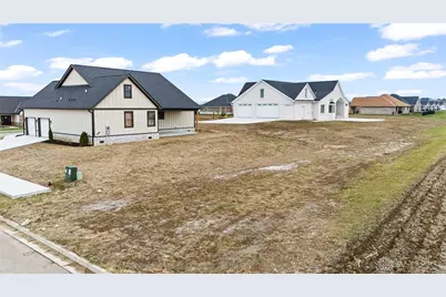 995 Rosenthal Drive, Tipp City, OH 45371 - Photo 4