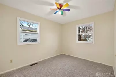 230 Pat Lane, Fairborn, OH 45324 - Photo 16