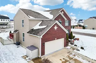 4076 Spicebush Dr, Tipp City, OH 45371 - Photo 2