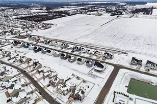 4076 Spicebush Dr, Tipp City, OH 45371 - Photo 50