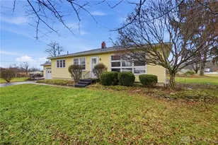419 Candace Dr, Springfield, OH 45504 - Photo 4