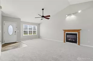 125 Hollytree Dr, Middletown, OH 45044 - Photo 4