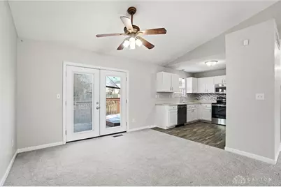 125 Hollytree Drive, Middletown, OH 45044 - Photo 8