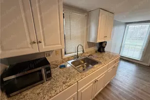 2717 Cadillac St, Moraine, OH 45439 - Photo 10