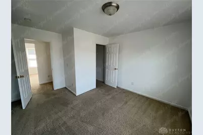 390 Chapelgate Drive, Fairborn, OH 45324 - Photo 32