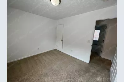 390 Chapelgate Drive, Fairborn, OH 45324 - Photo 28