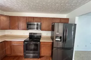 390 Chapelgate Dr, Fairborn, OH 45324 - Photo 16