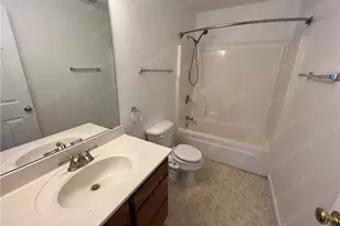 390 Chapelgate Dr, Fairborn, OH 45324 - Photo 30