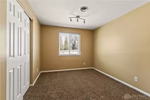 5235 Oakbrooke Dr, Dayton, OH 45440 - Photo 20