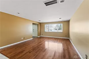 5235 Oakbrooke Dr, Dayton, OH 45440 - Photo 4