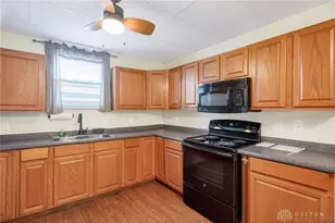 359 Ridge St, Piqua, OH 45356 - Photo 16