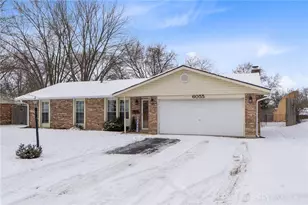 6055 Layne Hills Ct, Englewood, OH 45322 - Photo 2