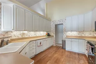 1580 Primrose Ln, Fairborn, OH 45324 - Photo 10