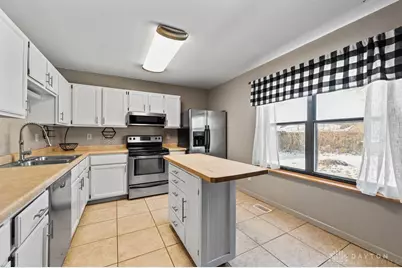 8951 Willowgate Lane, Dayton, OH 45424 - Photo 8