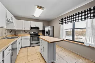 8951 Willowgate Ln, Dayton, OH 45424 - Photo 8