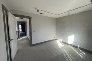 445 E 6th St, Dayton, OH 45402 - Photo 16