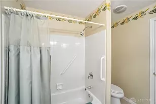 2461 Whisper Dr, Miamisburg, OH 45342 - Photo 32