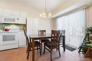 2461 Whisper Dr, Miamisburg, OH 45342 - Photo 14