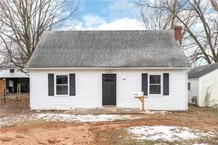 104 Frahn Ave, Fairborn, OH 45324 - Photo 2