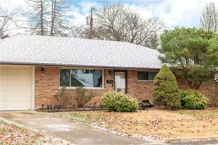 4596 Loxley Dr, Dayton, OH 45439 - Photo 2