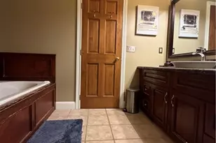 2070 Michelle Ct, Miamisburg, OH 45342 - Photo 28