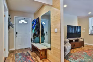 3287 Icicle Ct, Cincinnati, OH 45251 - Photo 4