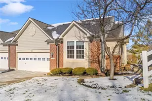 2560 Eagle View Dr, Dayton, OH 45431 - Photo 2