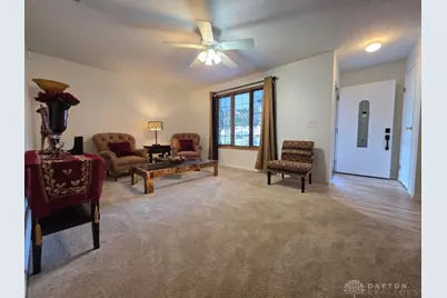 6805 Willow Creek Drive, Dayton, OH 45424 - Photo 6