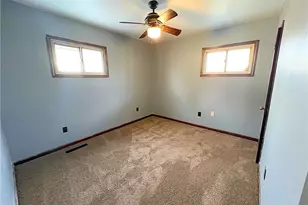 1708 S Gettysburg Ave, Dayton, OH 45417 - Photo 12