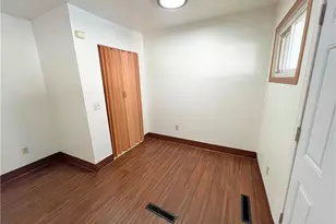 1708 S Gettysburg Ave, Dayton, OH 45417 - Photo 6