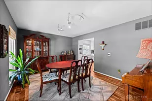 724 Regent Rd, Cincinnati, OH 45245 - Photo 8