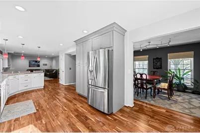 724 Regent Road, Cincinnati, OH 45245 - Photo 12