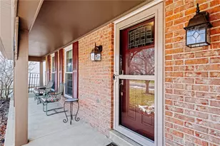 724 Regent Rd, Cincinnati, OH 45245 - Photo 4