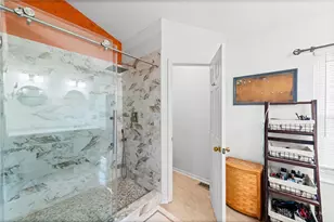 724 Regent Rd, Cincinnati, OH 45245 - Photo 32