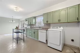 2855 Whitehorse Ave, Kettering, OH 45420 - Photo 8