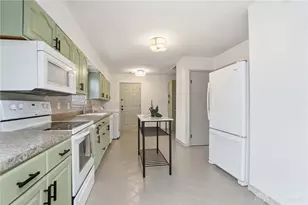 2855 Whitehorse Ave, Kettering, OH 45420 - Photo 10