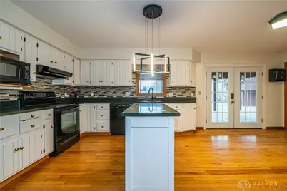 1622 Woodley Road, Dayton, OH 45403 - Photo 6