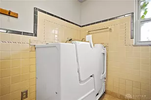 309 Winterset Dr, Englewood, OH 45322 - Photo 32