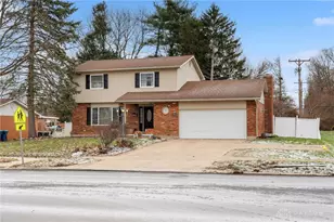 992 Spinning Rd, Dayton, OH 45431 - Photo 2