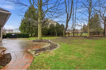 4254 Sarahs Way, Sugarcreek Twp, OH 45440 - Photo 40